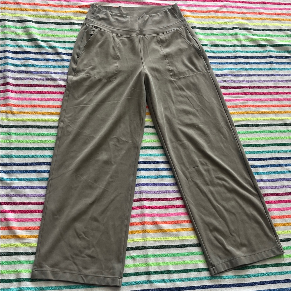 Athleta Stylish Gray Wide-Leg Pants - Picture 2 of 15